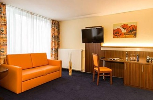 Neustadt an der Weinstrasse Maison | Panorama Hotel - Habitación individual con ducha / WC