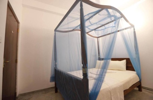 Pelena Hôtel | Standard Double Room with Fan 1 - Surfside Retreat Weligama