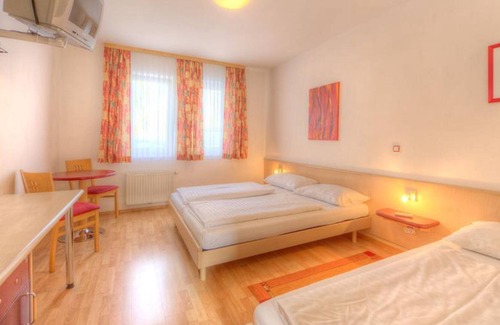 Rust Appartement | Standard Dreibettzimmer - Hotel am See Rust