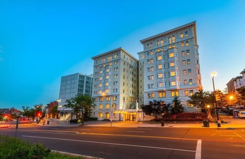 Kalorama Heights Hôtel | Standard King, Churchill Hotel, Business Center, Dupont Circle Proximity