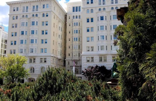 Kalorama Heights Hôtel | Standard King, Churchill Hotel, Business Center, Dupont Circle Proximity