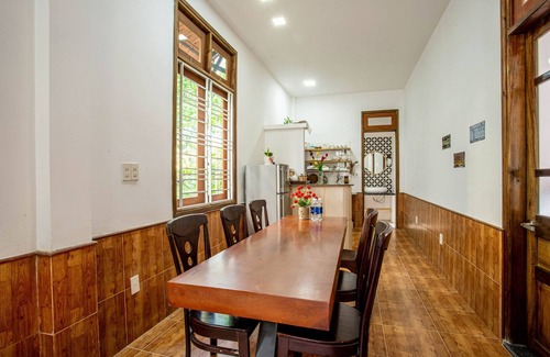 Thuy Xuan Villa | Standard King Room(02 people)