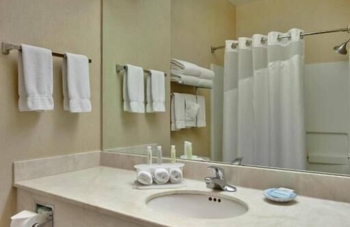 Whitney Ranch Appartement | Standard Room Near Installation Services LAS