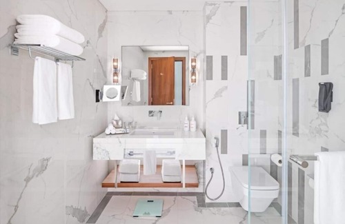 Dubai World Central Appartement | Standard Room Near Maktoum Airport By E R