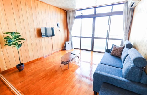 Chatan Appartement | Standard Twin 302 American VillageBeach 5mi walk / Nakagami-gun Okinawa