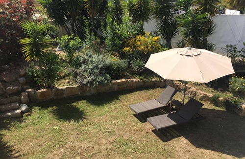 Ajaccio Appartement | rez de villa STANDING à 50 mètres de la plage route des sanguinaires