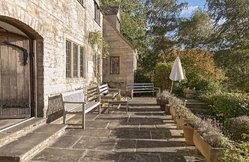 Stanton Maison | Stanton Guildhouse Retreat