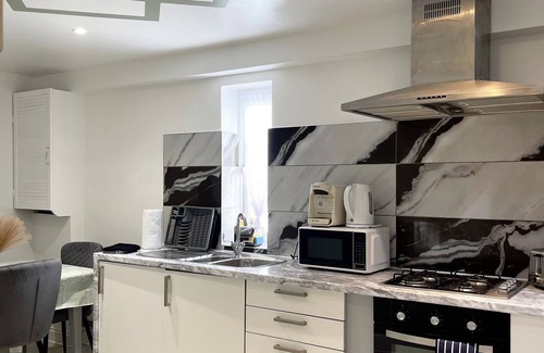 Alibon Appartement | Stanton- Stylish 2 Bed
