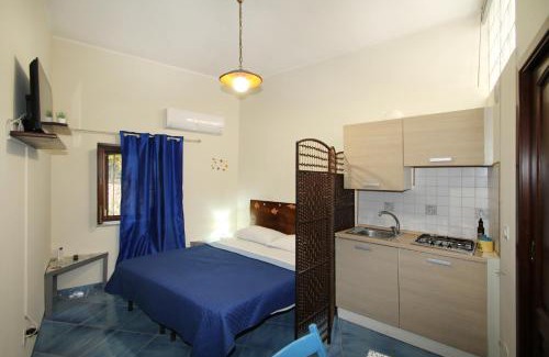 Marina di Caronia Appartement | Stanza del pescatore - casa rustica sul lungomare