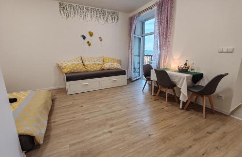 Golcuv Jenikov Appartement | Star #3C315