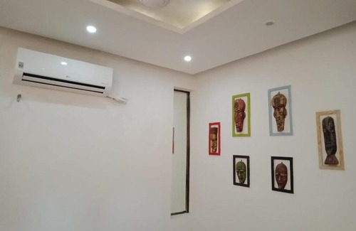 Hauz Khas Village Appartement | Star Residency Big @Beautiful