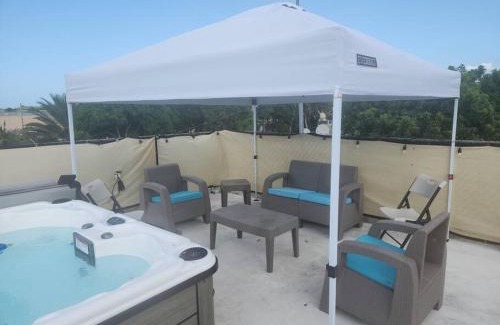 Esteves 1 Appartement | Stargaze Comfort Under the Stars & Arcade Room