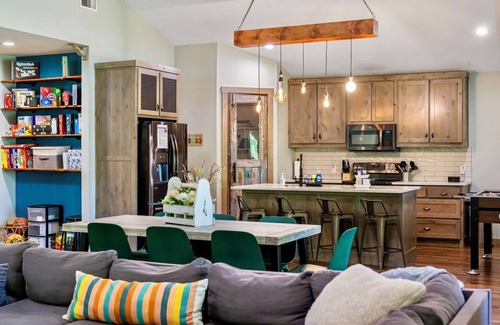 Mineola Maison | Stargazer Waterfront Luxe Retreat ✨Sand Beach 🎣Awesome Fishing🔥Campfires🛶Kayaks
