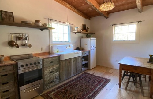 New Ulm Cabine | StarHill Farms Bader Cabin