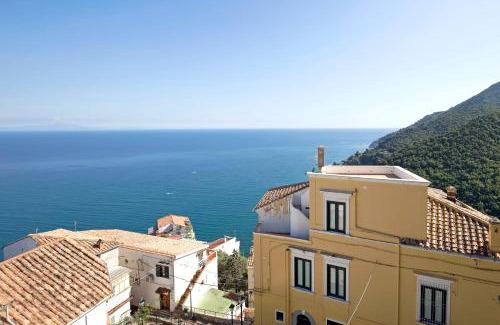Raito Maison | Starhost - CASA BETTINA enchanting seaview