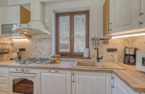 Hrib pri Hinjah Chalet De Ski | Stari Malni 2, Osilnica, Slovenia