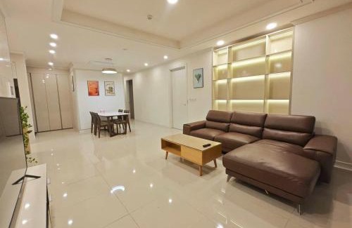 Bac Tu Liem Appartement | Starlake Daewoo By Managed Anstay