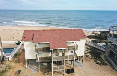 Buxton Appartement | Starlights 4 - OCEANFRONT, vue extraordinaire!