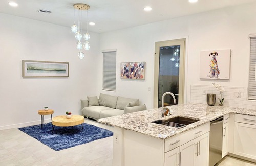 Terracita Maison | Starry Cardinal Stadium Guest House