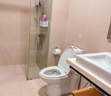 Masai Appartement | Starry x 4 pax Studio Room FREE Netflix and wifi