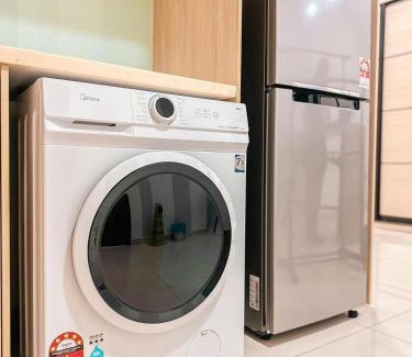Masai Appartement | Starry x 4 pax Studio Room FREE Netflix and wifi