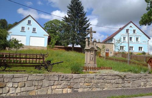 Machov Maison | Statek Bílý Dvůr