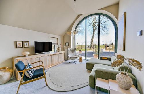 Wytgaard Maison | Statelan Logies, sfeervol en luxe ingericht vakantiehuis met 2 slaapkamers in het hart van friesland