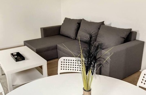 Ransart Appartement | Station 173 E Bruxelles-charleroi-airport