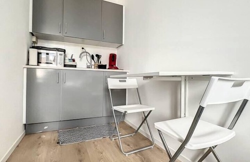Ransart Appartement | Station 173D Brussels-charleroi-ai