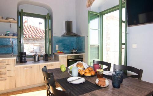 Lefktron Appartement | Stavroulas Stone House in Rigklia, Messinia