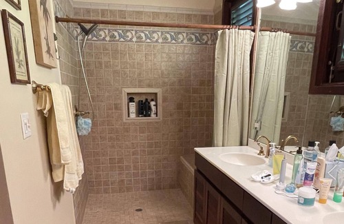 Estate River Maison | GORGEOUS VILLA, GATED COMMUNITY!