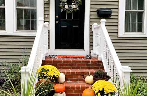 Oneonta Maison | Stay a line drive away from Cooperstown All Star Village!