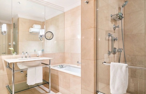 Central Park South Hôtel | Stay Amid New York Icons: Central Park at Your Door | 4 Units