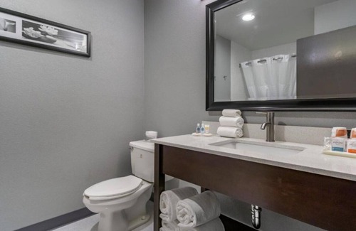 Kent Maison | Stay and play in the Pacific Northwest !