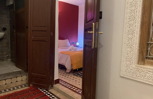 Quettanine Lit Et Petit-Déjeuner | Stay as a local and enjoy your holiday