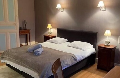 Mervans Autre | Séjour au Château de Glairans : Piscine, Parc, Sauna, Tennis.