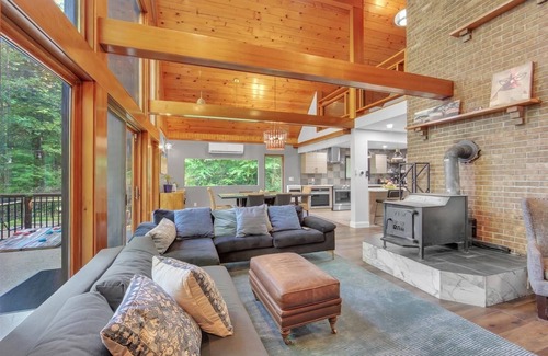 Sparta Township Cabine | Stay at Chalet 11, 22