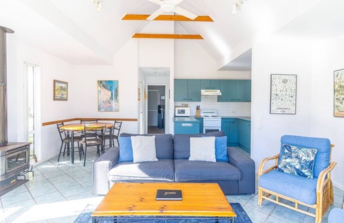 Berrara Chalet De Ski | Stay at Kangaroo Cabin!