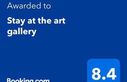 Mapua Lit Et Petit-Déjeuner | Stay at the art gallery