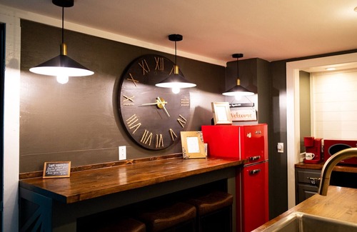 Juliette Appartement | Stay at the cozy and luxurious 1-bedroom apartment at the Juliette Mill, GA.