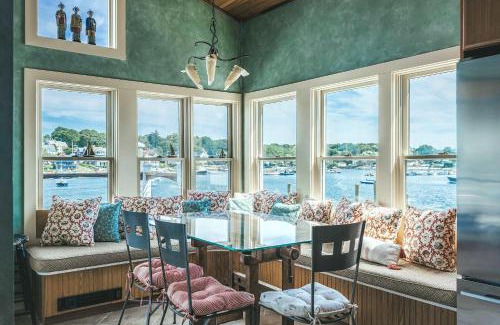 Gloucester Maison | Stay at The Neck