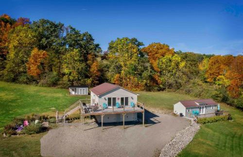 Bradford Maison | Stay Awhile