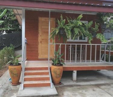 Prakhon Chai Maison | Stay Ban Posai with Pool