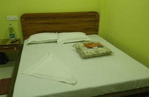 Kanthi Maison | Stay Close to the Action at Palki Hall – Family-Friendly Comfort!