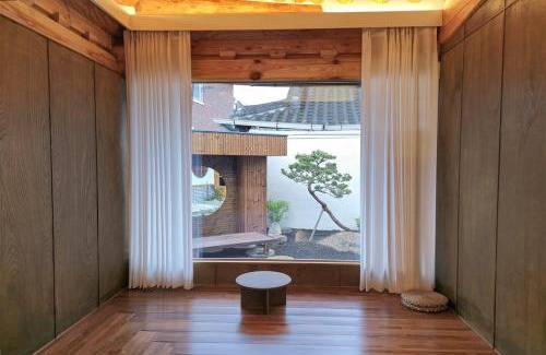 Jeonju Maison | Stay Hanul Jacuzzi Private Pension