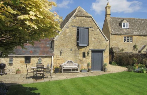 Chipping Campden Maison | Séjournez dans une grange du 15ème siècle à 20 minutes de Stratford on Avon