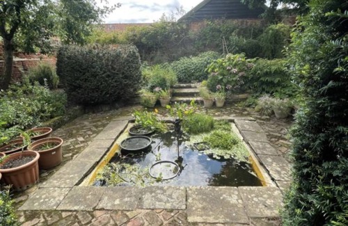 Harleston Maison | Stay in a 15th century medieval house