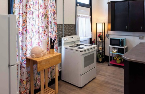 Custer City Maison | Stay in a Historic Bank Built in 1903 - 2 Bedroom in Custer City Newly Renovated