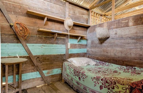 Bratsi Cabine | Stay in our Bribri tribe 5 minutes from the river