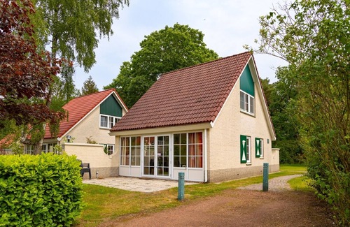 Hellendoorn Maison | Stay in our comfortable bungalow with 4 people